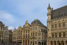 ما هي خصائص سوق العقارات في بلجيكا؟