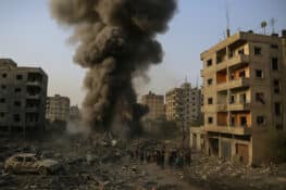 تصاعد الهجمات الإسرائيلية على غزة ومجلس الأمن يدين استهداف المدنيين