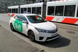 سيارات الأجرة ذاتية القيادة تقترب من شوارع أوروبا وبلجيكا تتابع التطورات