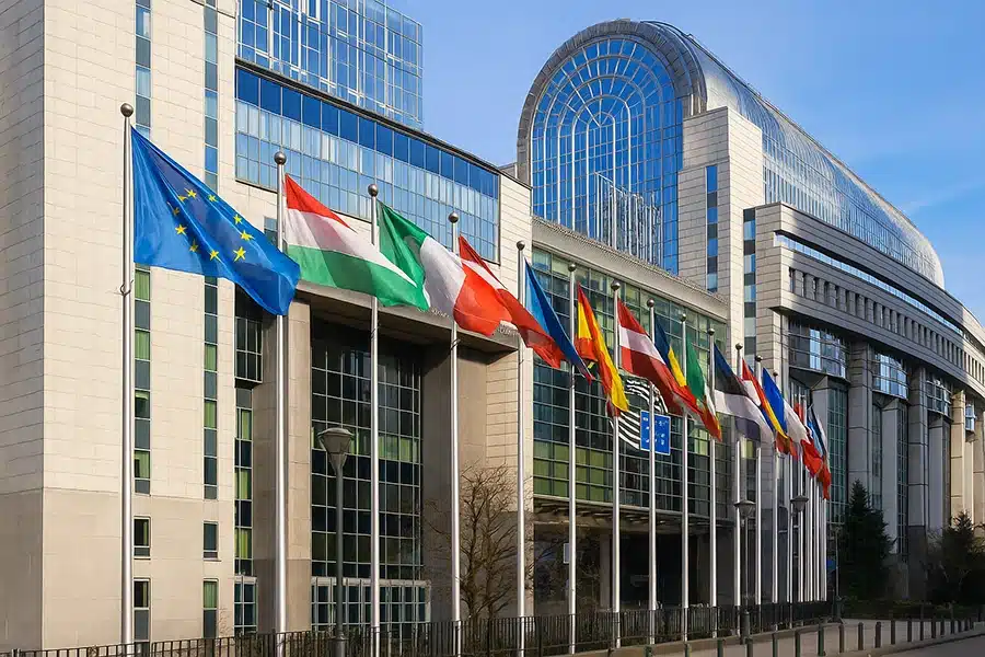 الاتحاد الأوروبي يوافق على ميزانية 2026 بأولويات جديدة تشمل الدفاع والهجرة