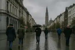 الطقس في بلجيكا اليوم: أمطار صباحية وغيوم كثيفة طوال النهار