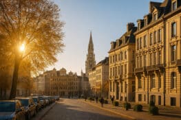 حالة الطقس في بلجيكا اليوم: شمس خريفية دافئة وسماء شبه صافية