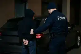 توقيف قاصر متلبسا بسرقة سيارة في كوكيلبرغ غرب بروكسل