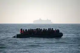 بلجيكا تنضم إلى تحرك أوروبي لتغيير نهج حقوق الإنسان في قضايا الهجرة