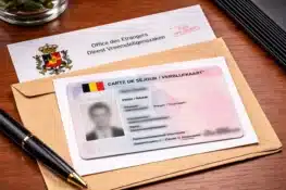 هل يمكن لمكتب الأجانب سحب إقامتك دون استدعائك؟