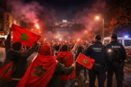 الجالية المغربية في بروكسل تحتفل بفوز الأسود على الكاميرون