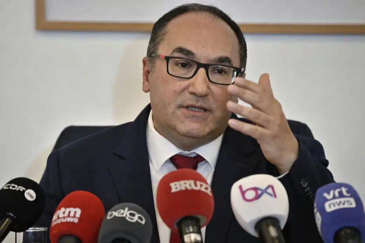 أحمد لعوج: اتفاق حكومة بروكسل أنهى 613 يوما من الجمود السياسي