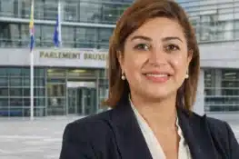 لبنى أزغود تتولى رئاسة فريق الحركة الإصلاحية في برلمان بروكسل