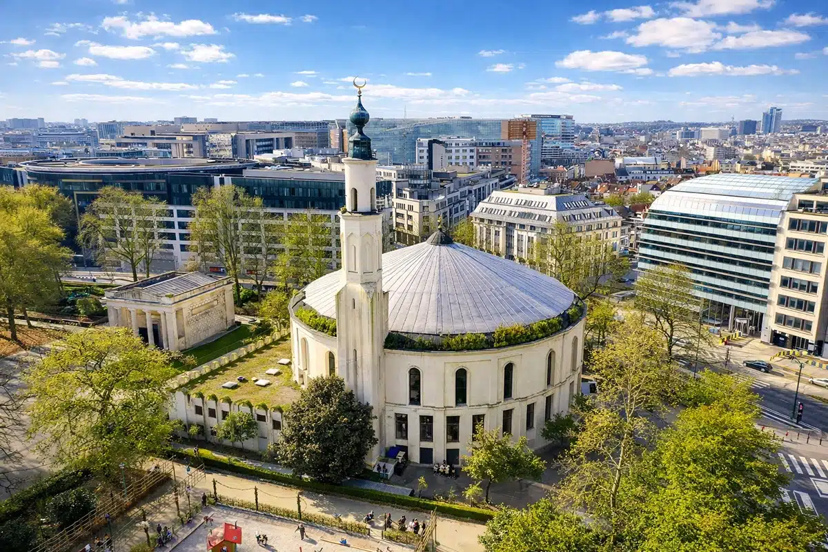 مساجد بلجيكا: دليل شامل لأهم المساجد حسب المدن