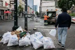 النظافة في بروكسل: تشديد العقوبات دون رفع ثمن أكياس النفايات