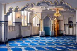 مساجد مونس: أبرز أماكن الصلاة داخل المدينة